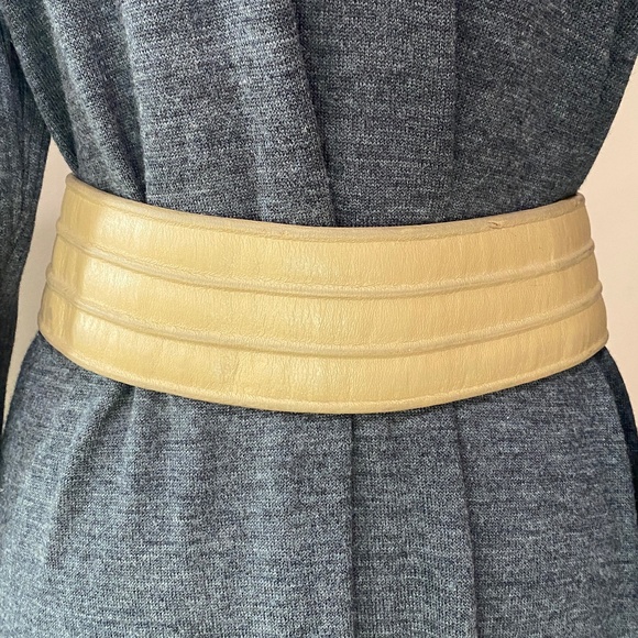 Christian Dior Cream/Tan Belt VTG Leather XS/S